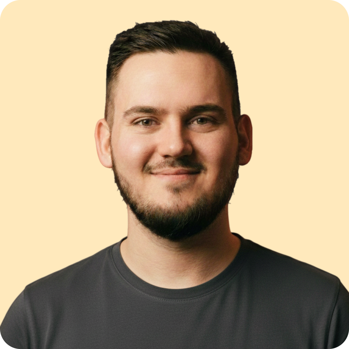 Kacper Wiącek - Head of Customer Success