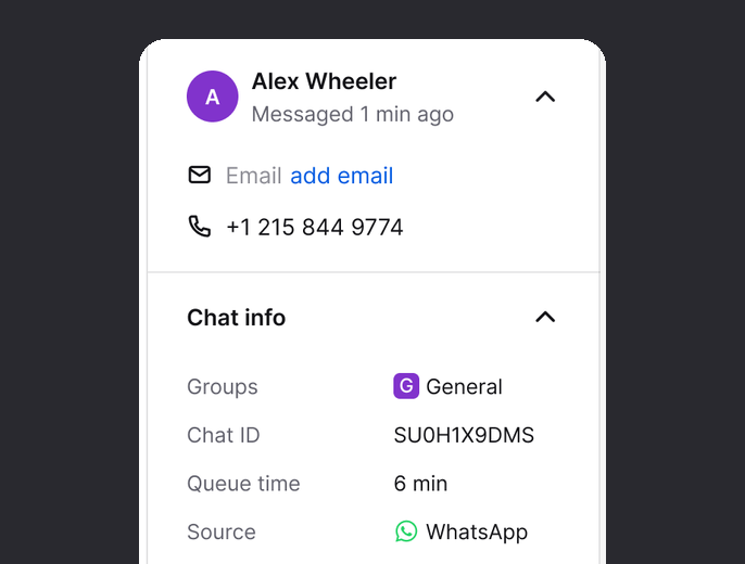 Customer details next to a WhatsApp chat